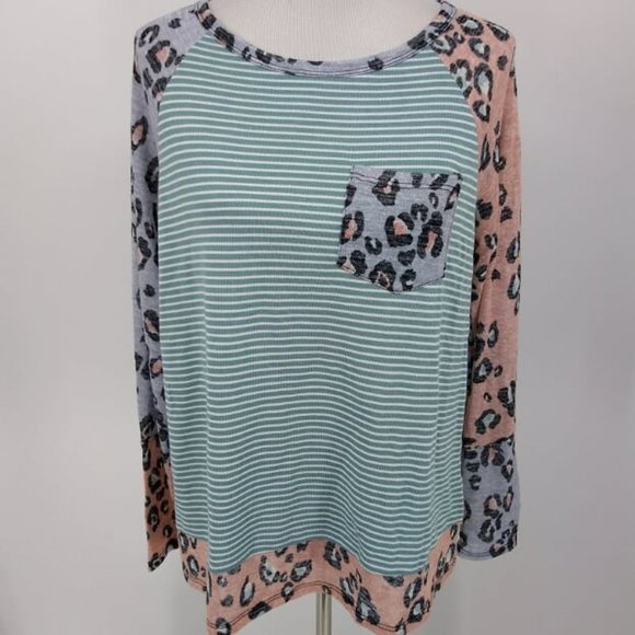 ODDY Tops - Oddy Large Top Shirt Green Gray Dusty Rose Red